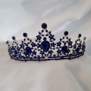 Blue tiara